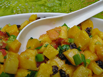 Spicy Mango Peach Chutney